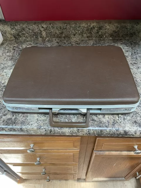 Vintage Samsonite Brown Hard Case Suitcase Luggage No Keys