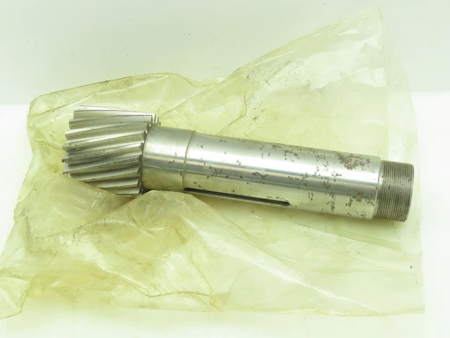 T.1018.0452 Helical Gear 20-Teeth 2-3/4"OD w/8"x2"Shaft 1-1/2"Threaded Male #16