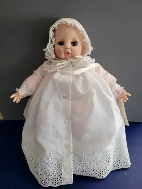 VTG Madame Alexander 1966 VICTORIA 18" Original Crier Baby Doll White Dress NIB 2