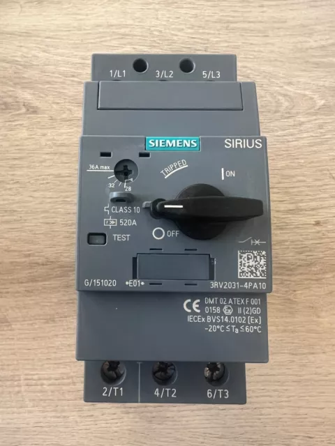 Interruttore di alimentazione Siemens Sirius 3RV2031-4PA10 nuovo con imballo