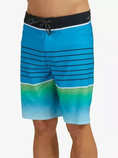 Quiksilver Men's V Slab Malibu 19" Stretch Boardshorts  Size:  30