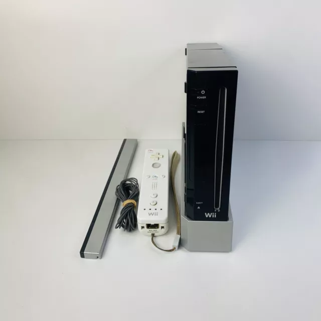 Black Nintendo Wii Console + Controller + Sensor Bar (Just Needs Cables) TESTED!