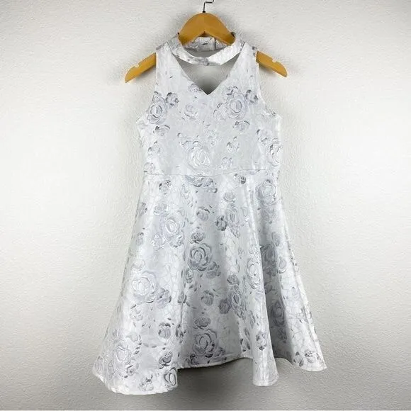 NWT Pippa & Julie White/Silver Floral Dress Size 10