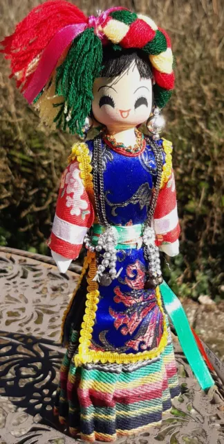 Trachten Puppe aus Holz der Tibeter - China Handarbeit ca. 22cm Sammler Souvenir