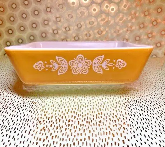 Vintage Pyrex Butterfly Gold Casserole Dish 1.5qt 0503 USA Made Ovenware 1 1/2