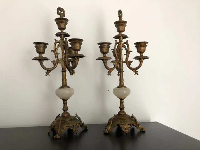 Candelabres En Laiton Style Art Nouveau Image stock - Image du décoratif, laiton: 142694935