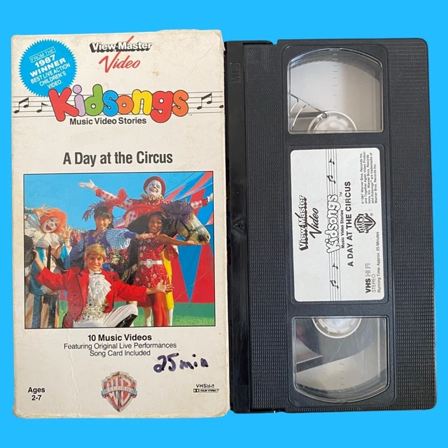 KIDSONGS A DAY At The Circus VHS 1987 - TESTED! Free Shipping! EUR 6,25