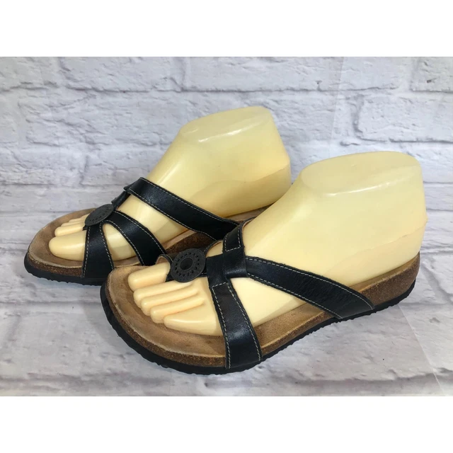 Think! Julia Black Leather Strappy Thong Sandals Womens 38 / 7-7.5 61o1