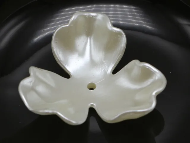 20 cuentas grandes de flores de perlas de acrílico marfil tapa 38 mm orificio central artesanía de costura