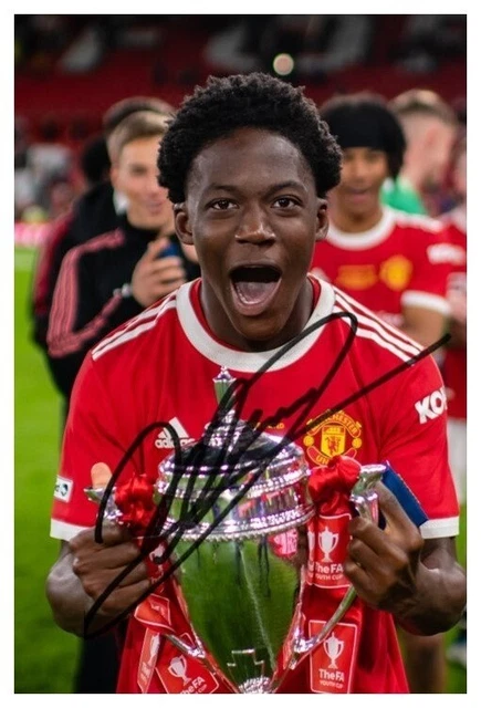Mainoo Autograph KOBBIE MAINOO - MAN UTD FA CUP 2024 - 6x4 Signed Autograph PHOTO Print ...