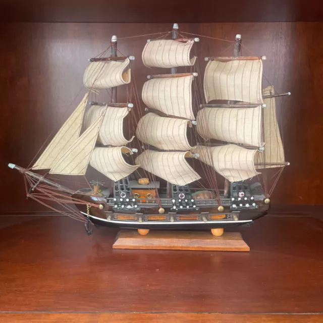 Vintage 1970s Cuddy Sail Model Ship w Anchors- Retail $475 (aprox)