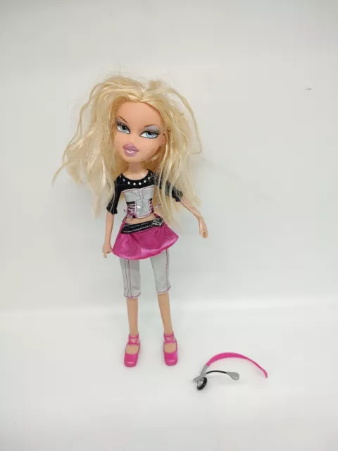 Bratz Star Singerz Singer CLOE Fashion Doll MGA Entertainment