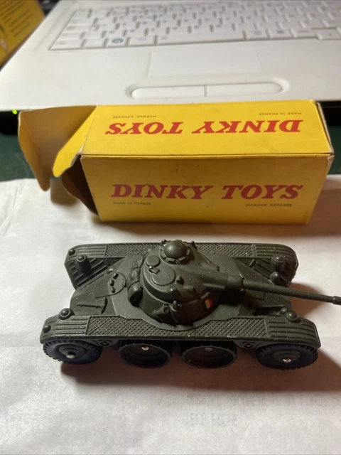 Fichier:PANHARD E.B.R. (engin blindé de reconnaissance).jpg