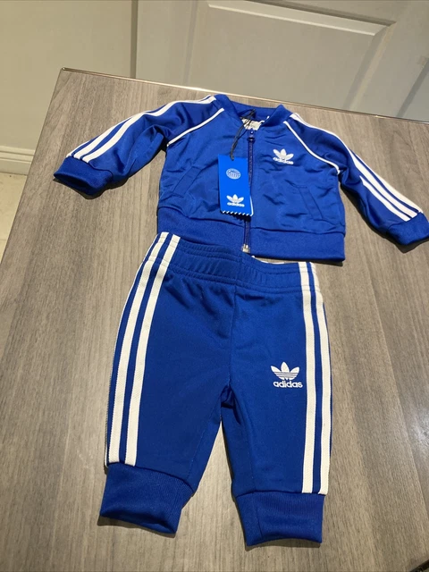 Adidas aq44 sale