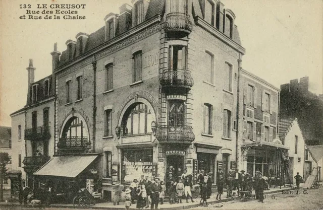 CPA - Le Creusot - Rue des Ecoles et Rue de la Chaise