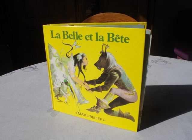 ANCIEN LIVRE POP UP. LA BELLE ET LA BETE. 1989. Ed Artia. EUR 14,00