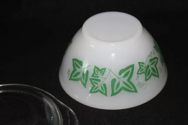 vintage PYREX white green ivy vine leaves lidded bowl 3