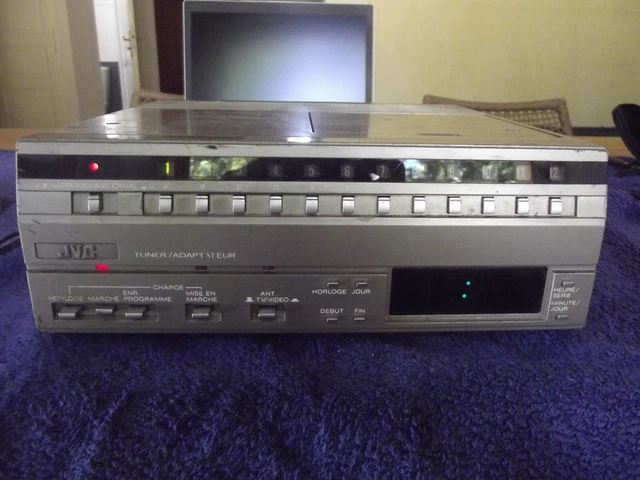 Jvc Tuner/Adaptateur Tu-22S Fonctionne Bon Etat Vendu Sans Alimentation