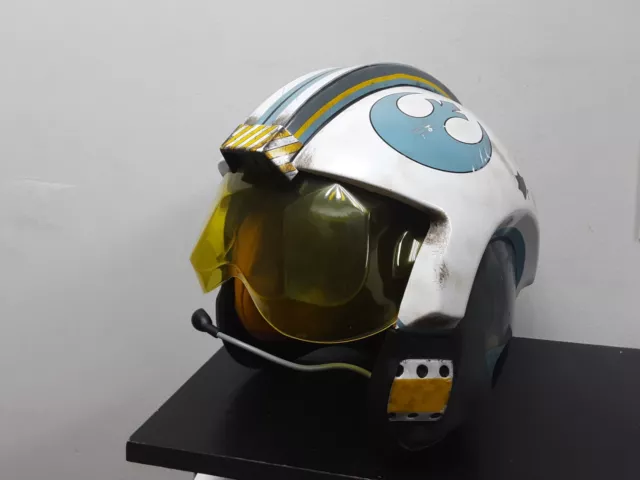 Anovos Star Wars General Merrick Blue Squadron Helmet Mask Statue Denuo Novo