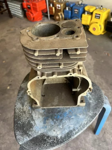 Briggs & Stratton 5hp Horizontal Engine Block