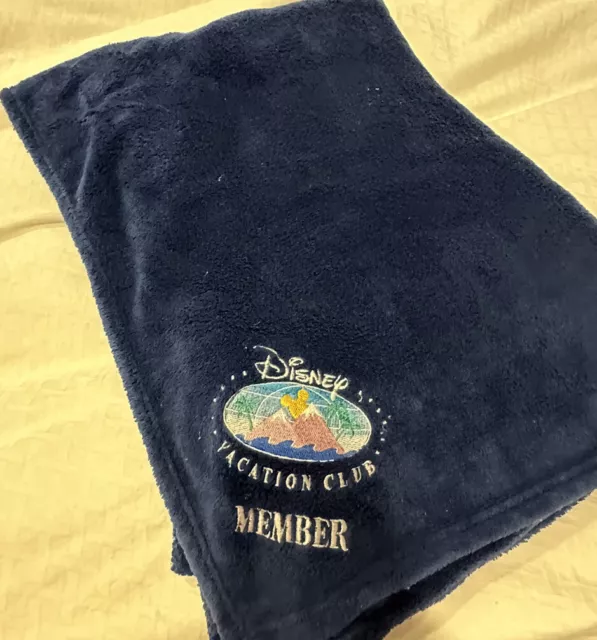 RARE Disney Vacation Club Blue 66” x 42” Fleece Blanket with DVC Logo C1