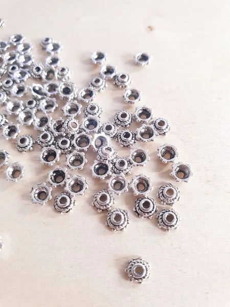 10/50/100 Endkappen Perlen Schmuckherstellung Basteln Deko Zubehör Charms Silber