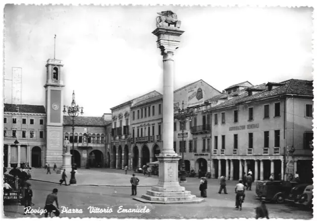 CARTOLINA DI ROVIGO ,PIAZZA VITTORIO EMANUELE viaggiata 1956