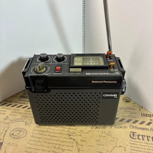 RADIO NACIONAL PANASONIC RF-727 COUGAR Nº 5 AM SW Reparada Probada