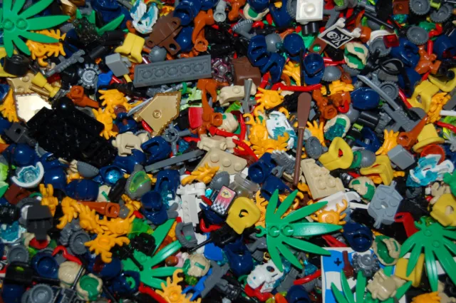 LEGO 100 Kleinteile Figuren Zubehör und verschiedene Steine