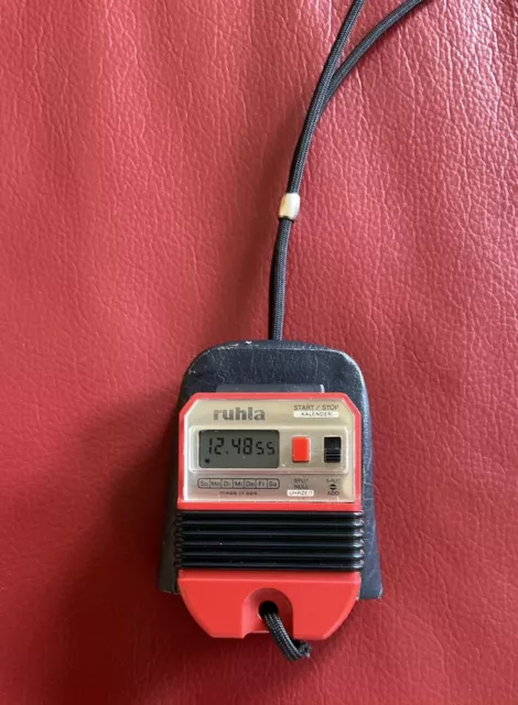 DDR -Ruhla Stoppuhr LCD Digital Kaliber 86-01 In Rot