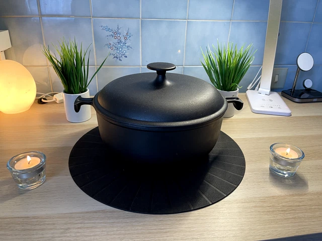 Cocotte Fonte Le Creuset Enzo Mari Mamma 26 Noir Tres Bon Etat