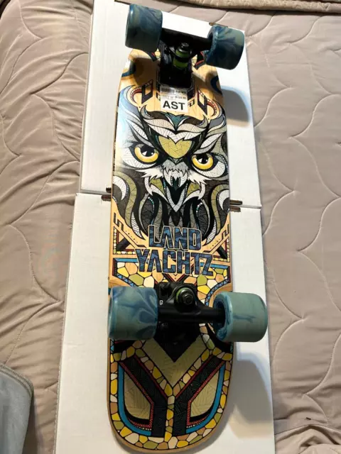 ZUMIEZ OWL DINGHY LANDYACHTZ AST, GEAR TRUCKS, HAWGS WHEELS Cruiser Skateboard. ZUMIEZ OWL DINGHY LANDYACHTZ AST, GEAR TRUCKS, HAWGS WHEELS Cruiser Skateboard.