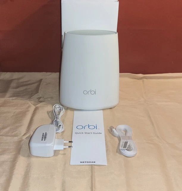 NETGEAR Orbi RBR40 AC2200 Tri-Band-WLAN-Router 4x Gigabit-LAN MESH Wi-Fi mit 4GB