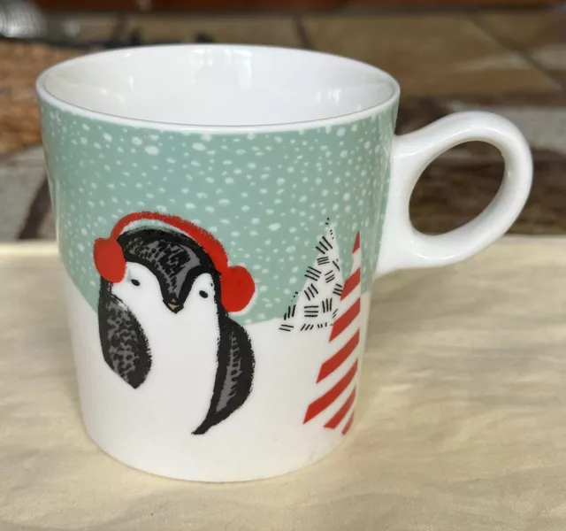 Starbucks Arctic Christmas Holiday Penguin 10oz Coffee Tea Mug Cup