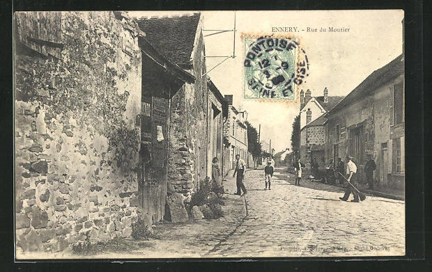CPA Ennery, Rue de Moutier, vue de la rue