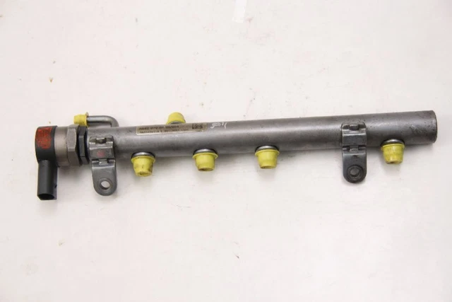 Verteilerrohr Chrysler 300C TOURING 6420700495 3.0 160 KW 218 PS Diesel 04-2007