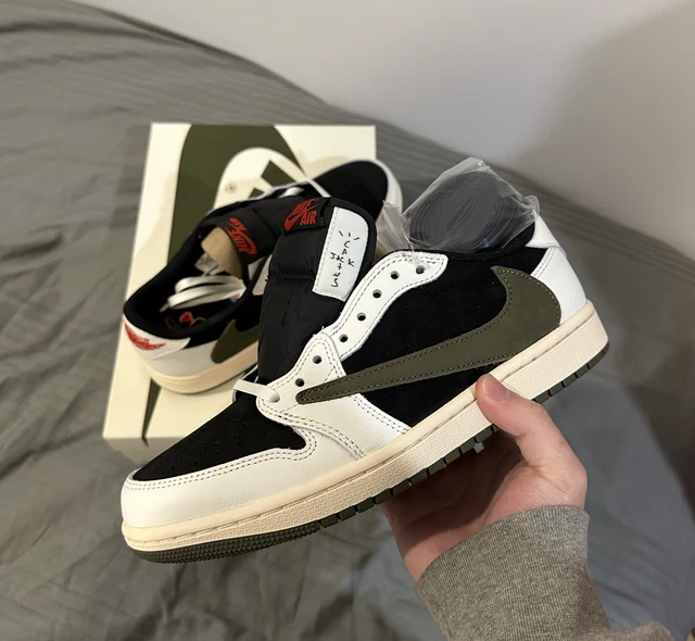 Jordan 1 Retro Low OG SP Travis Scott Olive (Women's) - DZ4137-106 - US