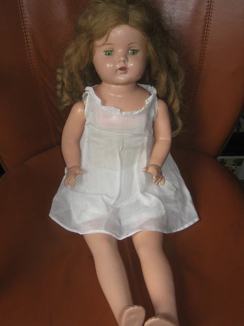 ② Poupée ancienne vintage en terre cuite - Poppen - 2dehands