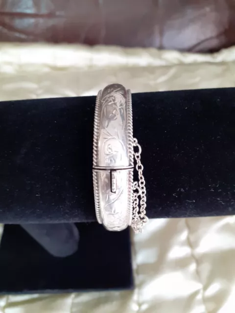 Vintage Silver Bangle With Safty Chain. Hallmarked