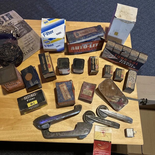 vintage car, truck part lot! Napa, Trico, Tecumseh Wagner, Tungsol 241d Vulcan