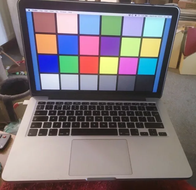 RETINA Apple MacBook Pro 13.3" 256GB SSD, Intel i5 5th Gen 2.7GHz