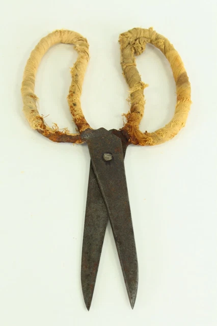 = Antique 18th C Pair of Scissors Hand Hammered Wrought Iron Blacksmith Made