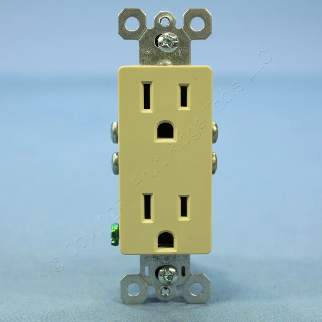 P&S Ivory Straight Blade Decorator Receptacle Outlet 5-15R 15A 125V Bulk 885-I