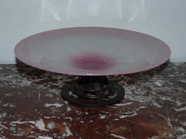 Superbe Coupe Art Déco en verre avec monture fer Charles SCHNEIDER (1881-1953)