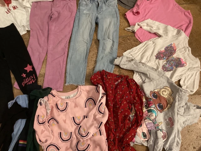 Girls age 5-6 large clothing bundle, good wardrobe selection 4