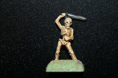 CITADEL Games Workshop Warhammer C17 Squelette Advancing W épée & bouclier 1C-12 