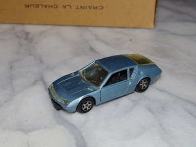 NOREV au 1/43 ème 1 porte ouvrantetrès bon état Alpine RENAULT ALPINE JET CAR 