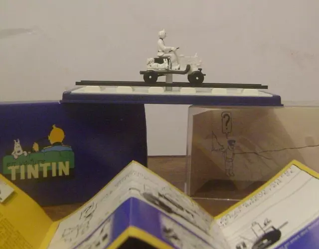 Voiture Tintin N°64 La Draisine Au Pays Des Soviets  Atlas 1:43