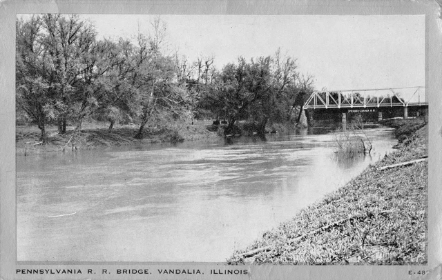 RR Vandalia IL Iron Bridge Vandalia Illinois Central & Vandalia over Okaw River!