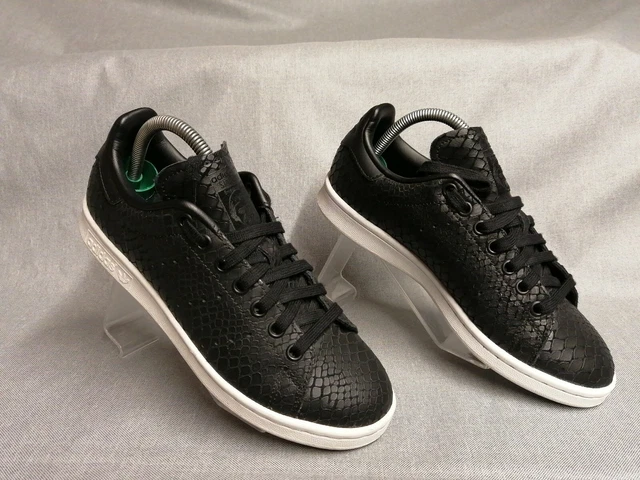 Stan smith snake print top